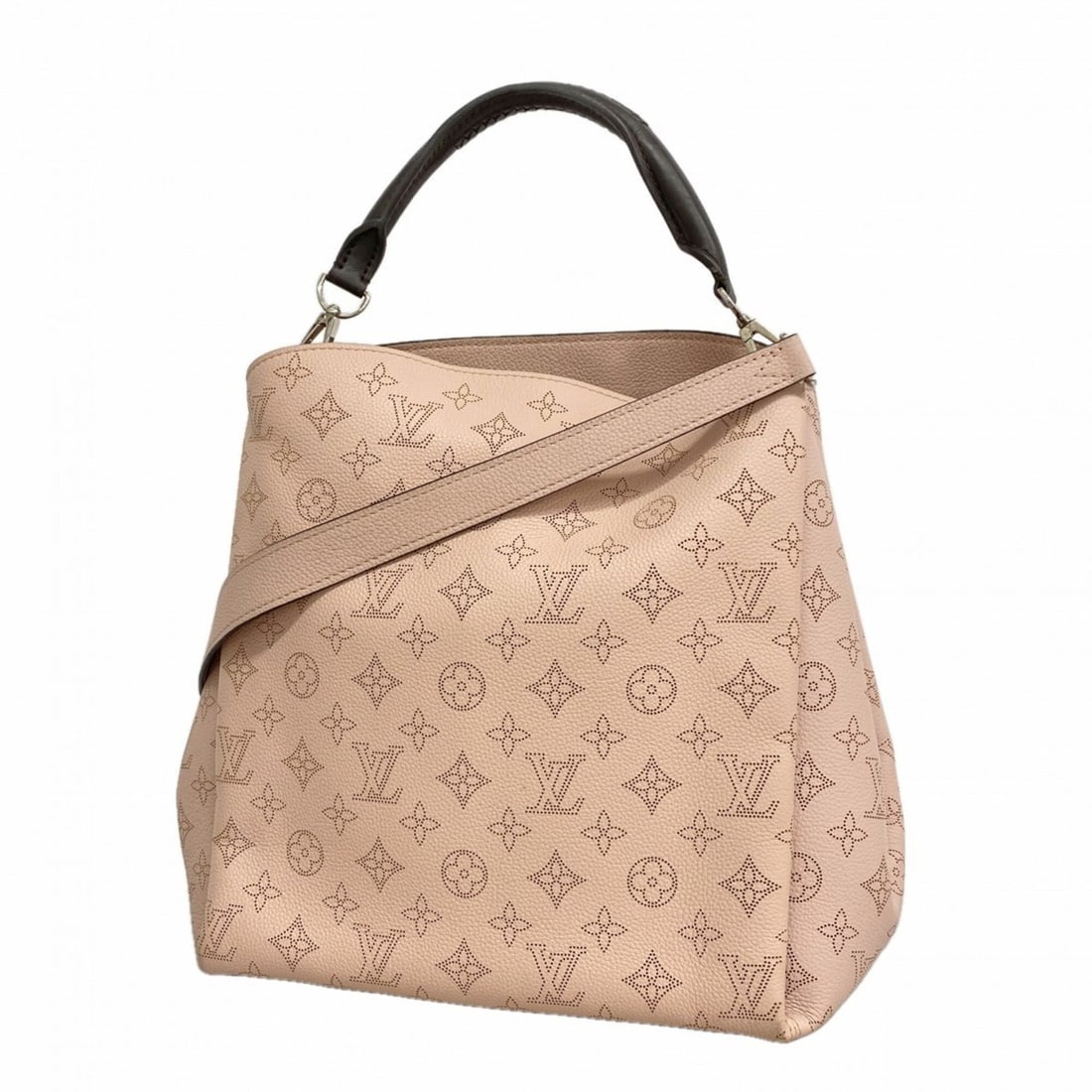 Louis Vuitton Mahina Babylon PM Handbag M50033 Magnolia 2-way bag for women: --- Catalog ---Category: SizeSize (HxWxD): 33cm x 30cm x 17cm / 12.99'' x 11.81'' x 6.69''Category: DesignType: HandbagColor: MagnoliaGender: WomenCategory: GeneralMPN: M50033Brand: Louis Vuitton--- I