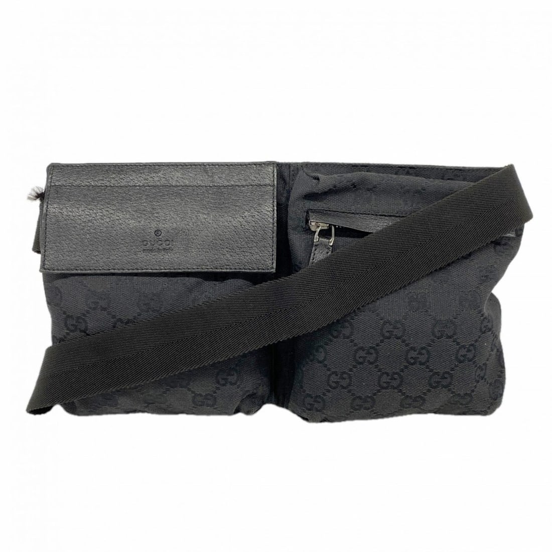 Gucci Bag/Waist Bag GG Canvas 28566 Black Women's: --- Catalog ---Category: SizeSize (HxWxD): 16cm x 30cm x 2.5cm / 6.29'' x 11.81'' x 0.98''Category: DesignType: Fanny packColor: BlackGender: WomenMaterial: Canvas Hardware Color: SilverCategory: Gene
