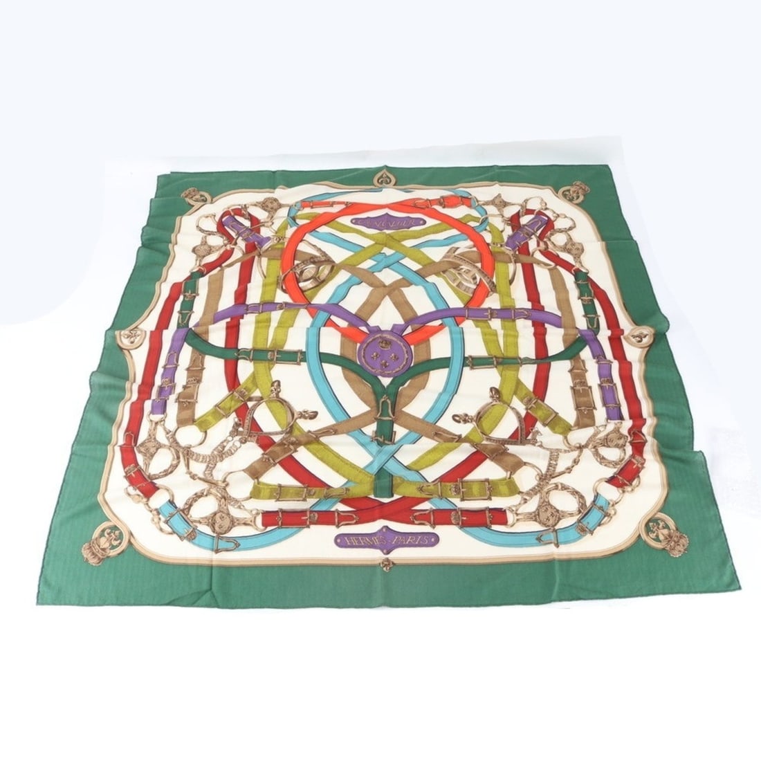 Excellent condition Hermes Carre Géant 140 CAVALCADOUR scarf/muffler, cashmere/silk, C-mark,: --- Catalog ---Category: SizeSize (LxW): 1.36m x 1.32m / 53.54'' x 51.96''Category: DesignType: ScarfColor: GreenGender: WomenMaterial: Cashmere , Silk Category: GeneralBrand: Hermes--- Item List ---S