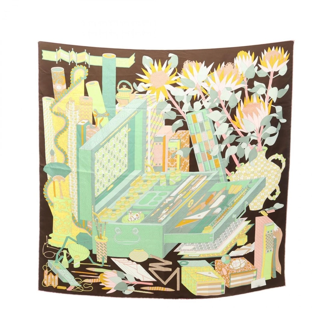 Hermes Carre 90 LES TRESORS D'UN ARTISTE Scarf/Muffler, Silk, Women's, Green/Brown: --- Catalog ---Category: SizeSize (LxW): 89cm x 89cm / 35.03'' x 35.03''Category: DesignType: ScarfColor: Brown, GreenGender: WomenMaterial: Silk Category: GeneralBrand: Hermes--- Item List ---Section