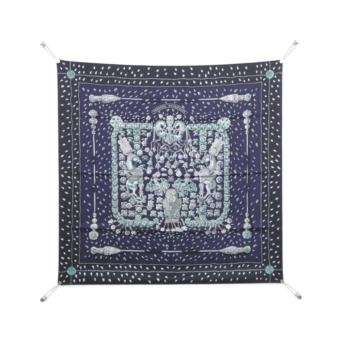 Hermes TRESORE RETROUVES Carre 002506S Scarf/Muffler: --- Catalog ---Category: SizeSize (LxW): 90cm x 90cm / 35.43'' x 35.43''Category: DesignType: ScarfColor: BlackGender: Men,WomenMaterial: Silk Category: GeneralMPN: 002506SBrand: Hermes--- Item List -