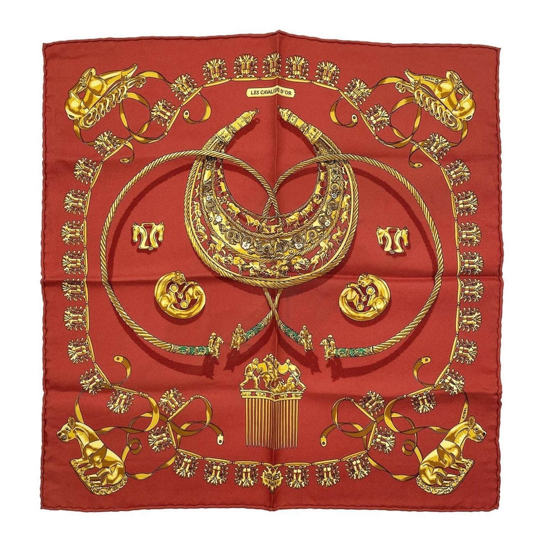 HERMES Carre 90 Silk Scarf/Muffler, Red, Men's/Women's: --- Catalog ---Category: SizeSize (LxW): 41.5cm x 41.5cm / 16.33'' x 16.33''Category: DesignType: ScarfColor: Red colorGender: Men,WomenMaterial: Silk Category: GeneralBrand: Hermes--- Item List ---Se
