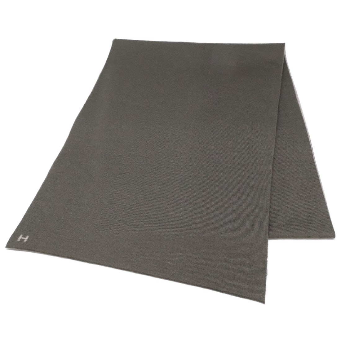 HERMES Alletour Cashmere Silk Reversible Stole/Scarf with H Logo, Khaki/Beige, Women's: --- Catalog ---Category: SizeSize (LxW): 1.78m x 30cm / 70.07'' x 11.81''Category: DesignType: StoleColor: Beige, KhakiGender: WomenMaterial: Cashmere Category: GeneralBrand: Hermes--- Item List ---Se