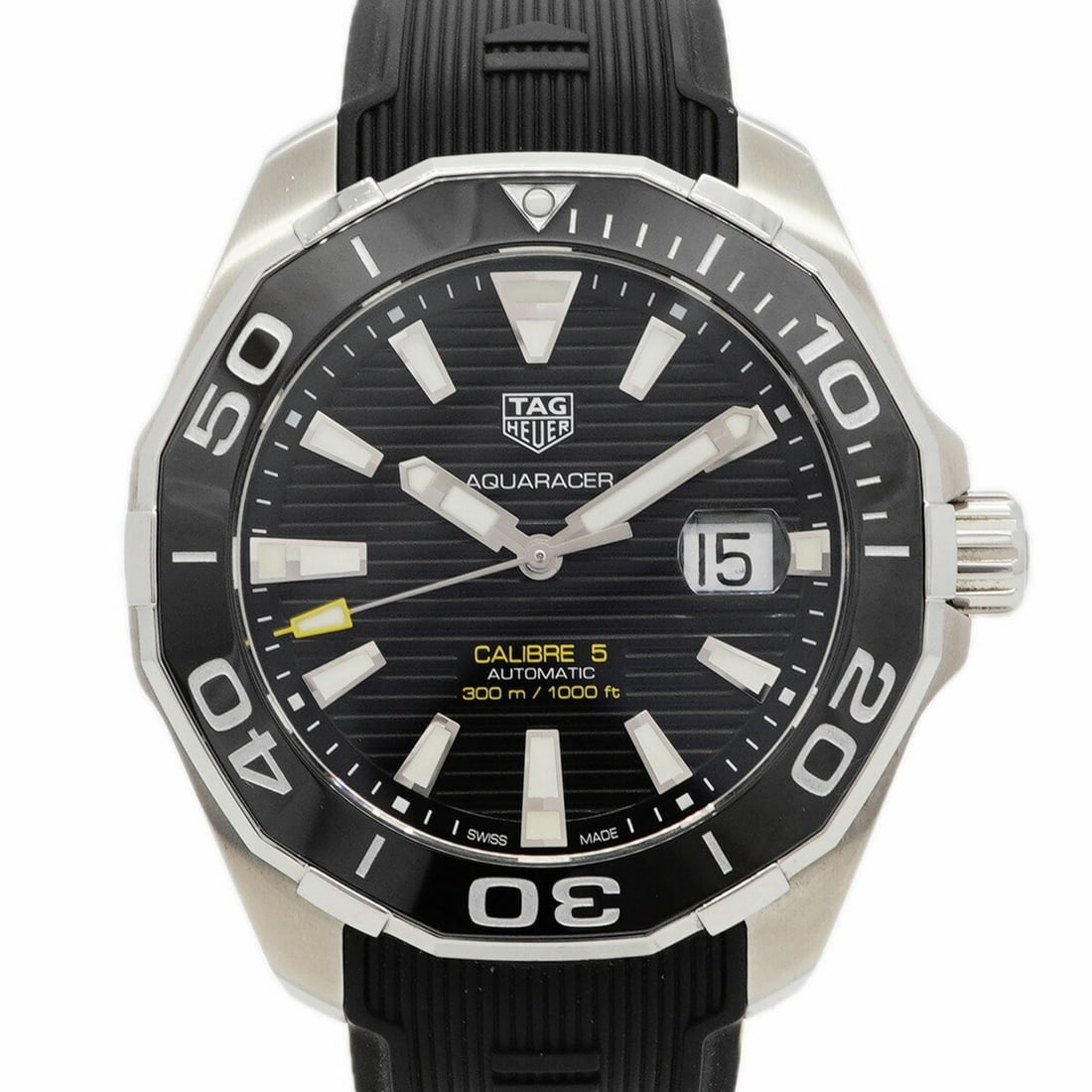 TAG Heuer Aquaracer WAY201A Black Dial Men's Watch: --- Catalog ---Category: SizeWrist Size: 16.5cm / 6.49''Case Diameter: 44.2mm / 1.74''Category: DesignType: WristwatchGender: MenColor (Dial): BlackMaterial (Band): RubberCategory: GeneralMPN: WAY201A