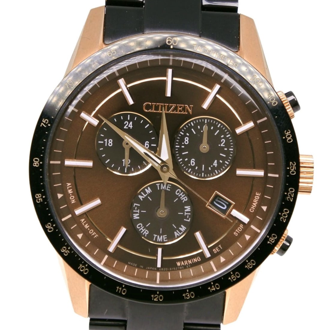 Citizen CITIZEN Collection Watch LIGHT in BLACK 2017 BL5496-53E E820-S110653 Stainless Steel Black: --- Catalog ---Category: SizeWrist Size: 18cm / 7.08''Case Diameter: 40mm / 1.57''Category: DesignType: WristwatchGender: MenColor (Dial): BrownMaterial (Band): Stainless steelMaterial (Case): Stainle