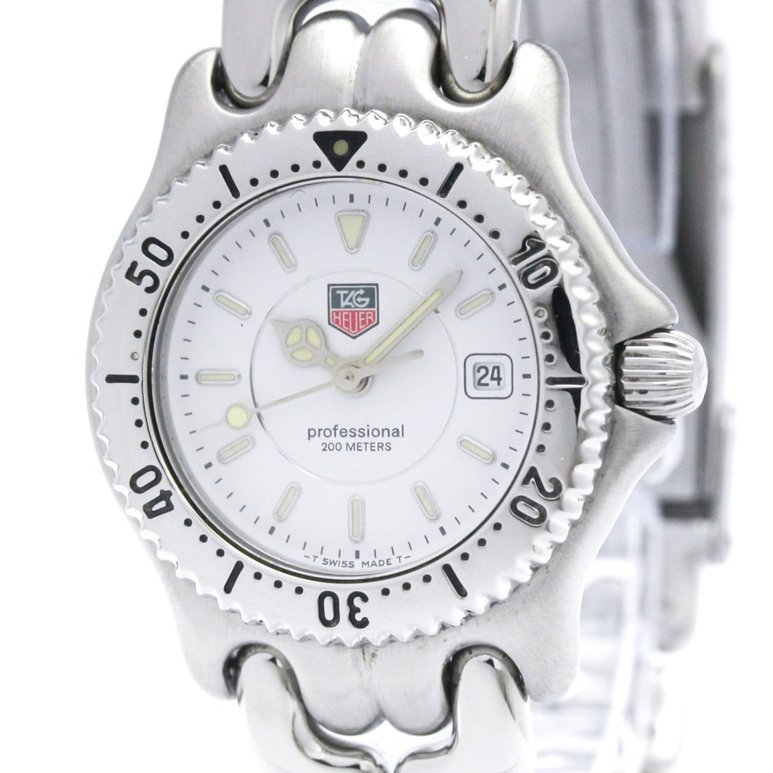 TAG HEUER Sel Professional 200M Steel Quartz Watch WG1312 Polished: --- Catalog ---Category: SizeCase Diameter: 28mm / 1.1''Category: DesignType: WristwatchStyle: SportGender: WomenColor (Dial): SilverMaterial (Band): Stainless steelMaterial (Case): Stainless steelCat