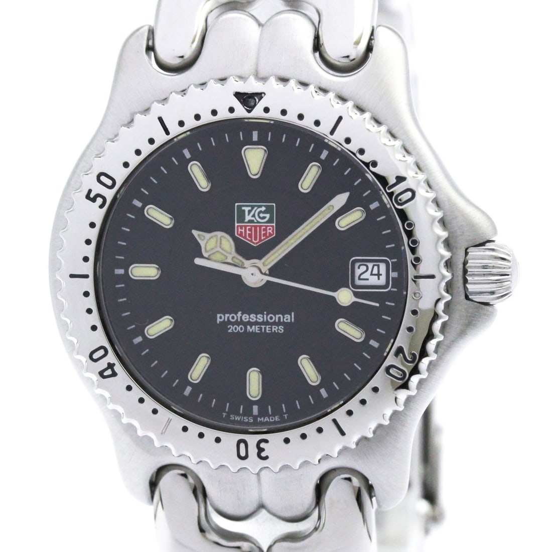 TAG HEUER Sel Professional 200M Quartz Mid Size Watch WG1214 Polished: --- Catalog ---Category: SizeCase Diameter: 34mm / 1.34''Category: DesignType: WristwatchStyle: Dress/FormalGender: MenColor (Dial): BlackMaterial (Band): Stainless steelMaterial (Case): Stainless ste