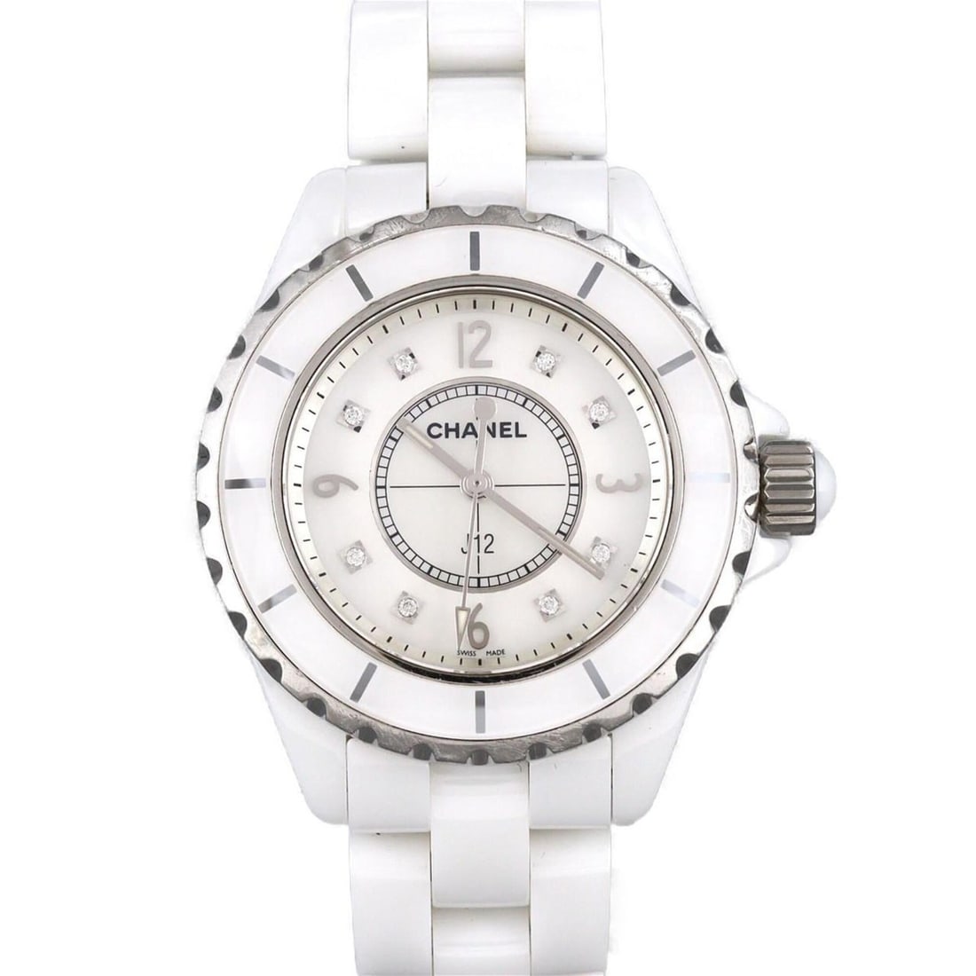 Chanel J12 33mm Ceramic 8P H2422 Quartz Watch: --- Catalog ---Category: SizeWrist Size: 14.5cm / 5.7''Case Diameter: 33mm / 1.3''Category: DesignType: WristwatchGender: WomenColor (Dial): WhiteMaterial (Band): CeramicMaterial (Case): CeramicCatego