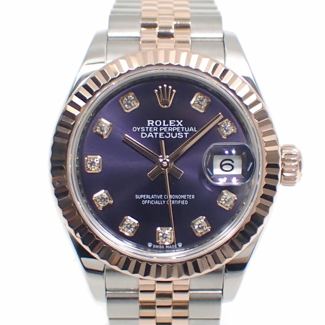 Rolex Datejust 28 Ladies' Watch 279171G Automatic Random Serial Number Stainless Steel 18K Winding: --- Catalog ---Category: SizeWrist Size: 16cm / 6.29''Case Diameter: 27mm / 1.06''Category: DesignType: WristwatchGender: WomenMaterial (Band): Gold (18K), Stainless steelMaterial (Case): Gold (18K), 