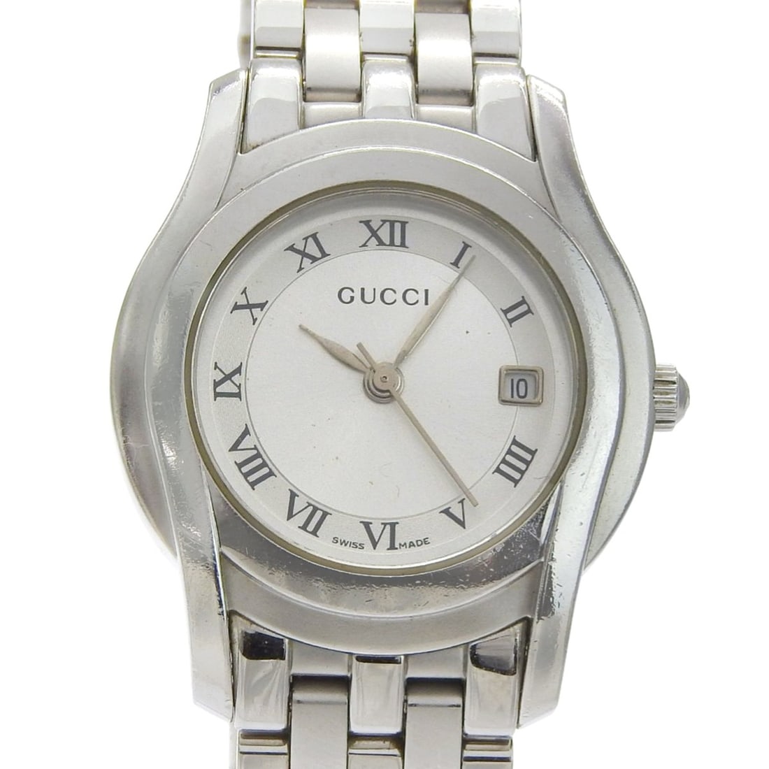 Gucci 5500L Stainless Steel Quartz Analog Watch with Silver Dial for Women: --- Catalog ---Category: SizeWrist Size: 16cm / 6.29''Case Diameter: 27mm / 1.06''Category: DesignType: WristwatchGender: WomenColor (Dial): SilverMaterial (Band): Stainless steelMaterial (Case): Stai