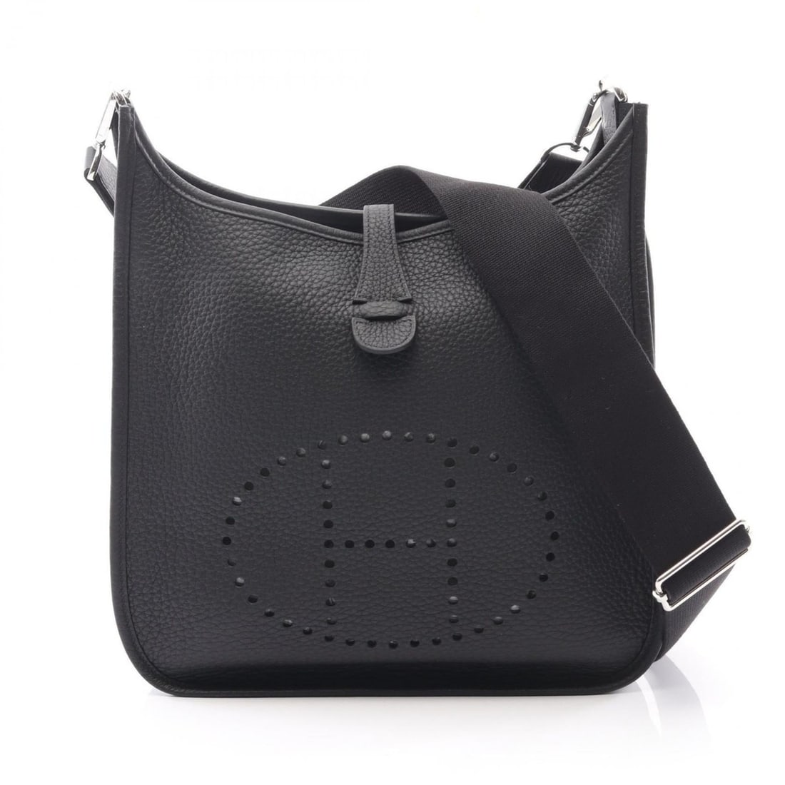 Hermes Hermès Evelyn 3 Trois PM Shoulder Bag in Taurillon Clemence Leather, Black: --- Catalog ---Category: SizeSize (HxWxD): 26.5cm x 28cm x 7cm / 10.43'' x 11.02'' x 2.75''Category: DesignType: Shoulder bagColor: BlackGender: WomenMaterial: Taurillon clemence leather Hardware
