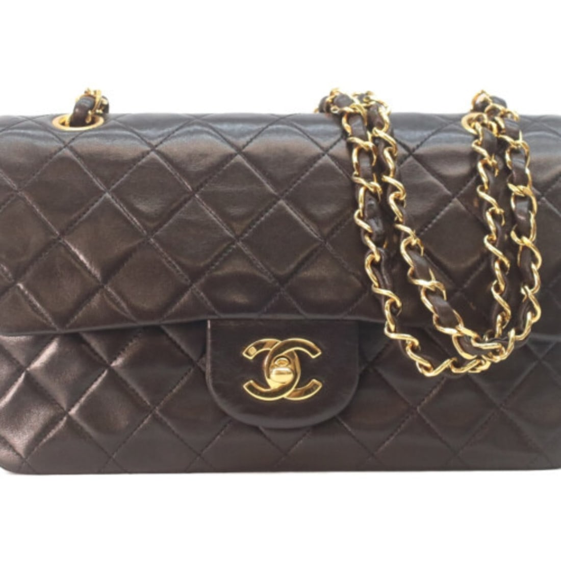 CHANEL A01113 Lambskin Double Flap Matelassé 23 Shoulder Bag, Black with Gold Hardware, Women's: --- Catalog ---Category: SizeSize (HxWxD): 14cm x 23cm x 6.5cm / 5.51'' x 9.05'' x 2.55''Category: DesignType: Shoulder bagColor: BlackGender: WomenMaterial: Leather Hardware Color: GoldLeather/Fur Ty