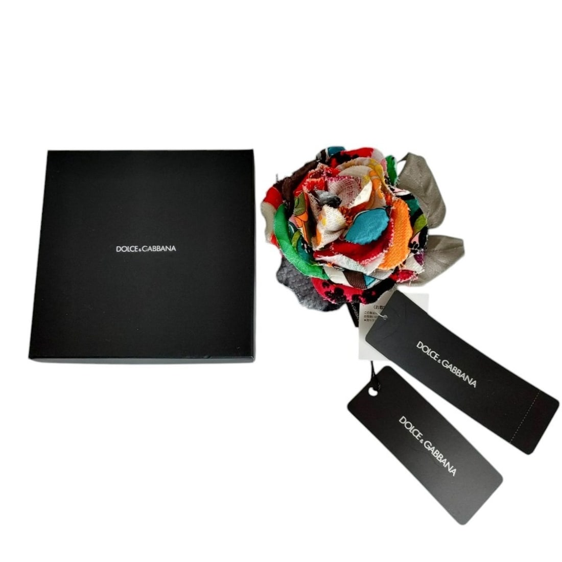 Dolce & Gabbana DOLCE&GABBANA Flower motif corsage pin brooch with box, multicolor, for women: --- Catalog ---Category: SizeSize (HxWxD): 15cm x 13.5cm / 5.9'' x 5.31''Category: DesignType: CorsageColor: Multi-colorGender: WomenCategory: GeneralBrand: Dolce & Gabbana--- Item List ---Section: Co