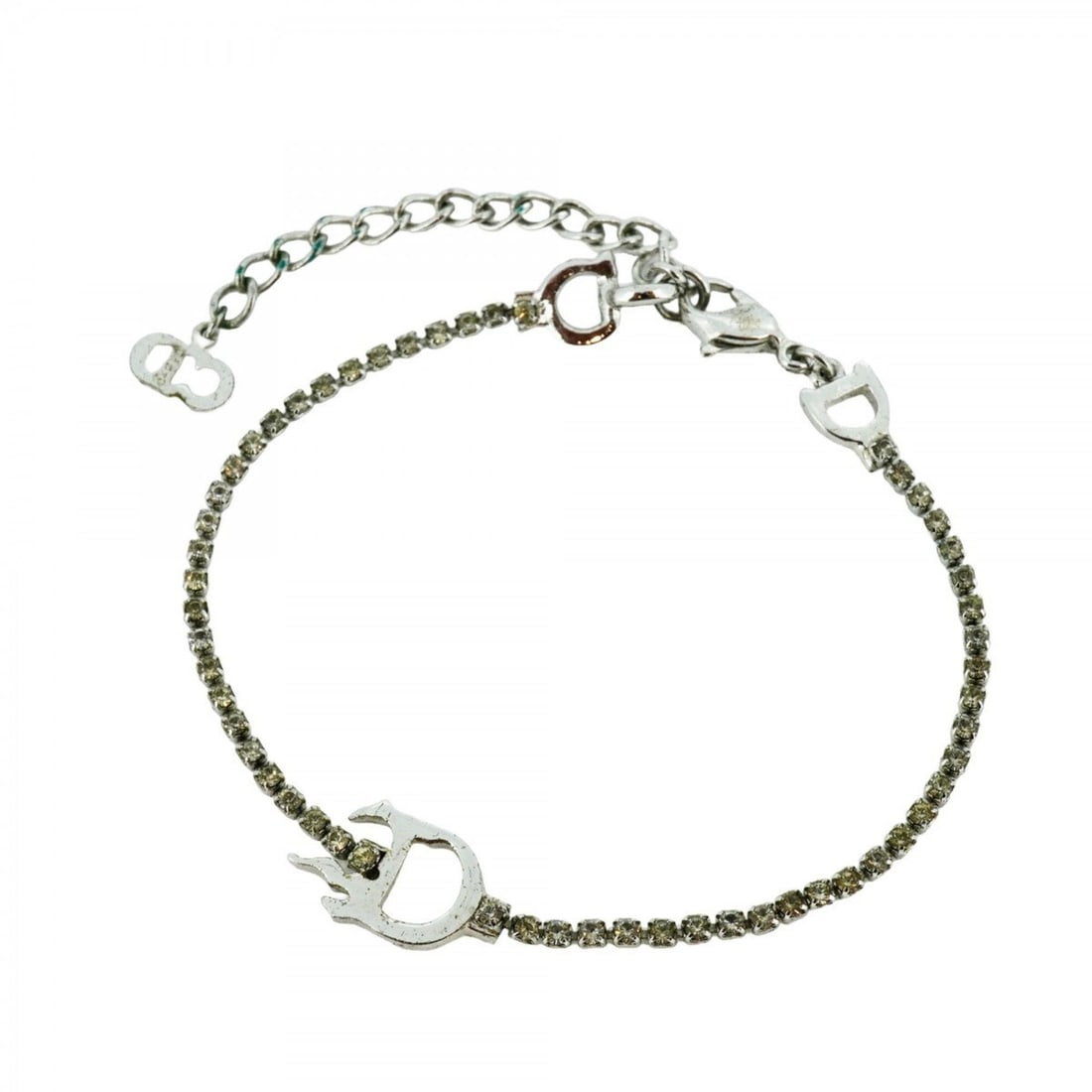 Christian Dior Bracelet D Metal Rhinestone Silver Women's: --- Catalog ---Category: SizeLength: 17cm - 22.5cm / 6.69'' - 8.85''Category: DesignType: Charm braceletColor: SilverStone: RhinestoneGender: WomenMaterial: MetalCategory: GeneralBrand: Christian Dior