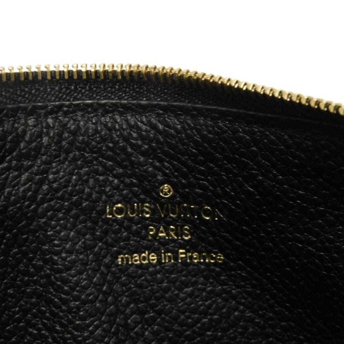 Unused Marc Jacobs THE TEDDY NANO J MARC CHARM 2F3SCP007S08 Polyester Faux Fur Black Bag Charm: --- Catalog ---Category: SizeSize (HxWxD): 9cm x 11cm x 5cm / 3.54'' x 4.33'' x 1.96''Category: DesignType: KeyringColor: BlackGender: WomenCategory: GeneralMPN: 2F3SCP007S08Brand: Marc JacobsCountry