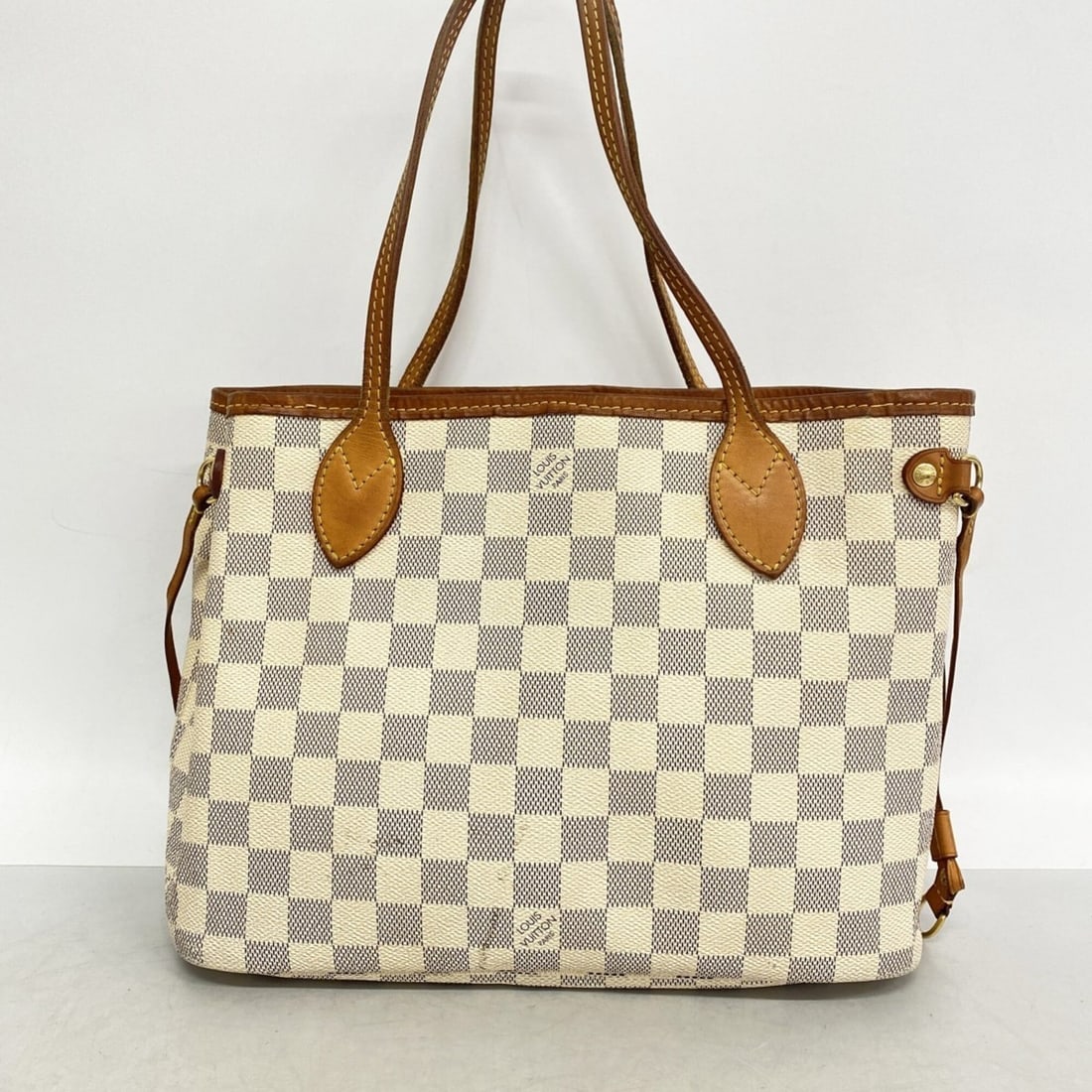 FURLA 2-Way Bag Women's Handbag WB00537-BX0305 Leather Grey: --- Catalog ---Category: SizeSize (HxWxD): 18cm x 26cm x 10cm / 7.08'' x 10.23'' x 3.93''Strap Length: 115cm - 125cm / 45.27'' - 49.21''Handle Length: 40cm / 15.74''Category: DesignType: HandbagColor: