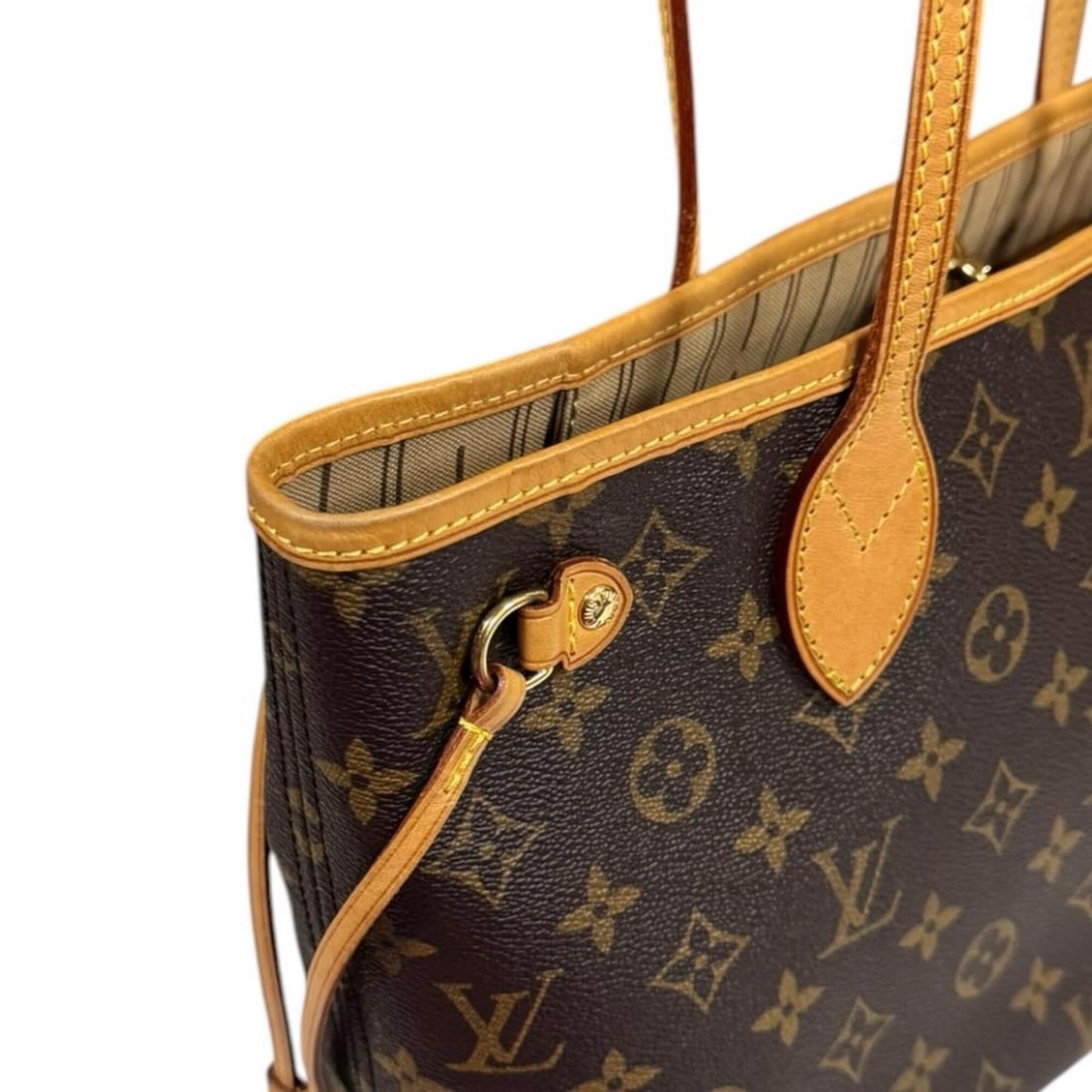 Chanel Handbags - 11