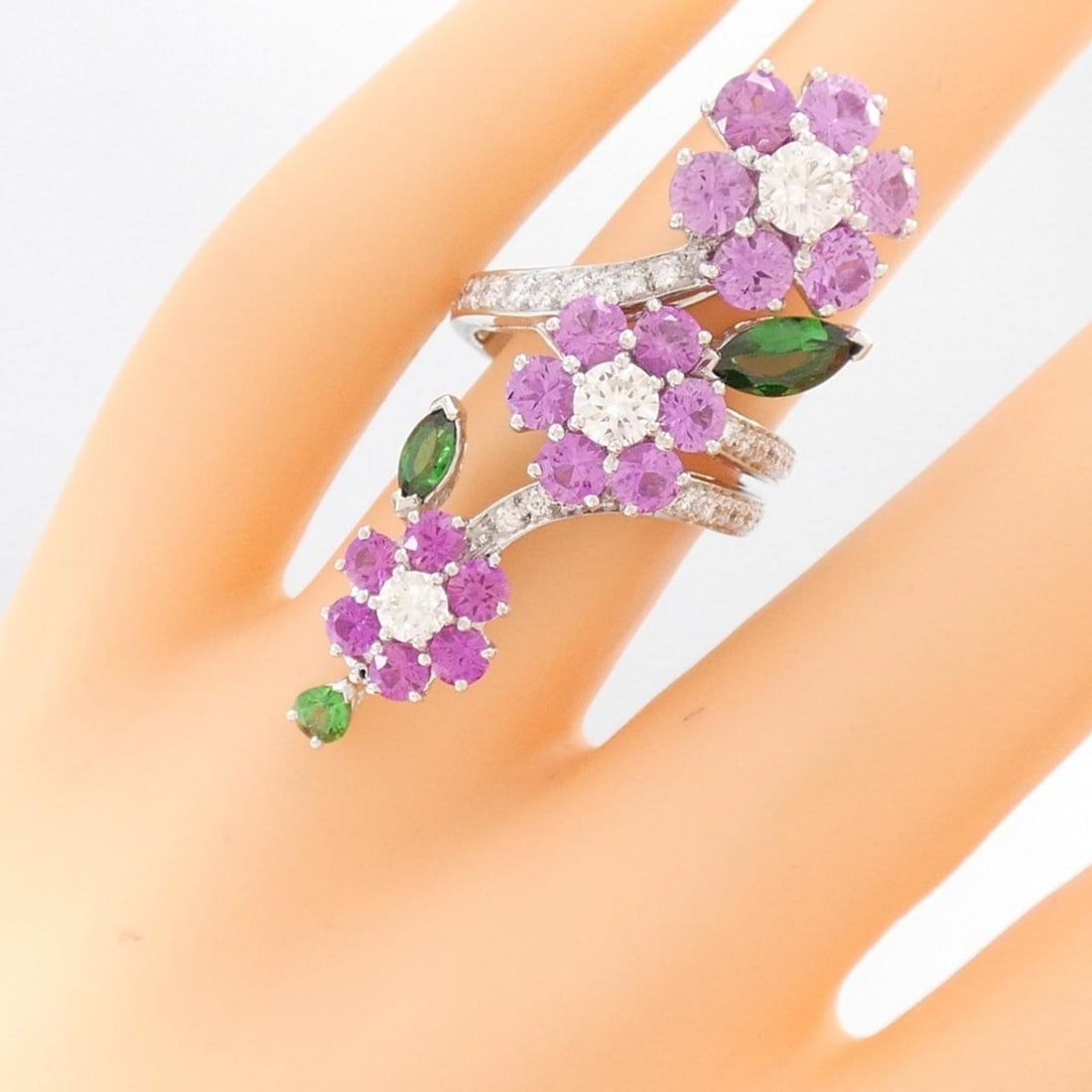 Van Cleef & Arpels Broderie Ring - 5