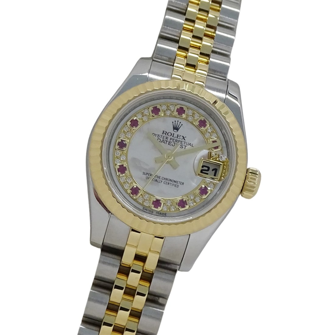 Rolex Datejust 179173NMR G-Series Women's Watch, Shell, Diamond, Ruby, Automatic, Stainless Steel,: --- Catalog ---Category: SizeWrist Size: 16.5cm / 6.49''Case Diameter: 26mm / 1.02''Category: DesignType: WristwatchGender: WomenDisplay: AnalogGemstone: Diamond, RubyColor (Dial): Silver, White shell