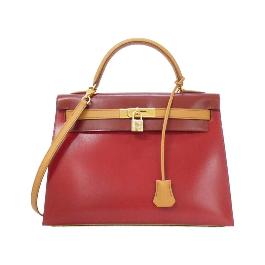 Hermes Hermès Kelly 32cm handbag: --- Catalog ---Category: SizeWeight: 930g / 2.05lb.Size (HxWxD): 23cm x 33cm x 12cm / 9.05'' x 12.99'' x 4.72''Strap Length: 90cm / 35.43''Handle Length: 26cm / 10.23''Category: DesignType: HandbagCol