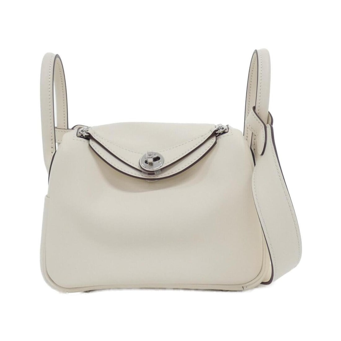 Hermes Hermès Lindy 2 Mini 085957CK Shoulder Bag: --- Catalog ---Category: SizeWeight: 360g / 12.69oz.Size (HxWxD): 12.5cm x 19cm x 9cm / 4.92'' x 7.48'' x 3.54''Strap Length: 105cm / 41.33''Handle Length: 18.5cm / 7.28''Category: DesignType: Shoulde