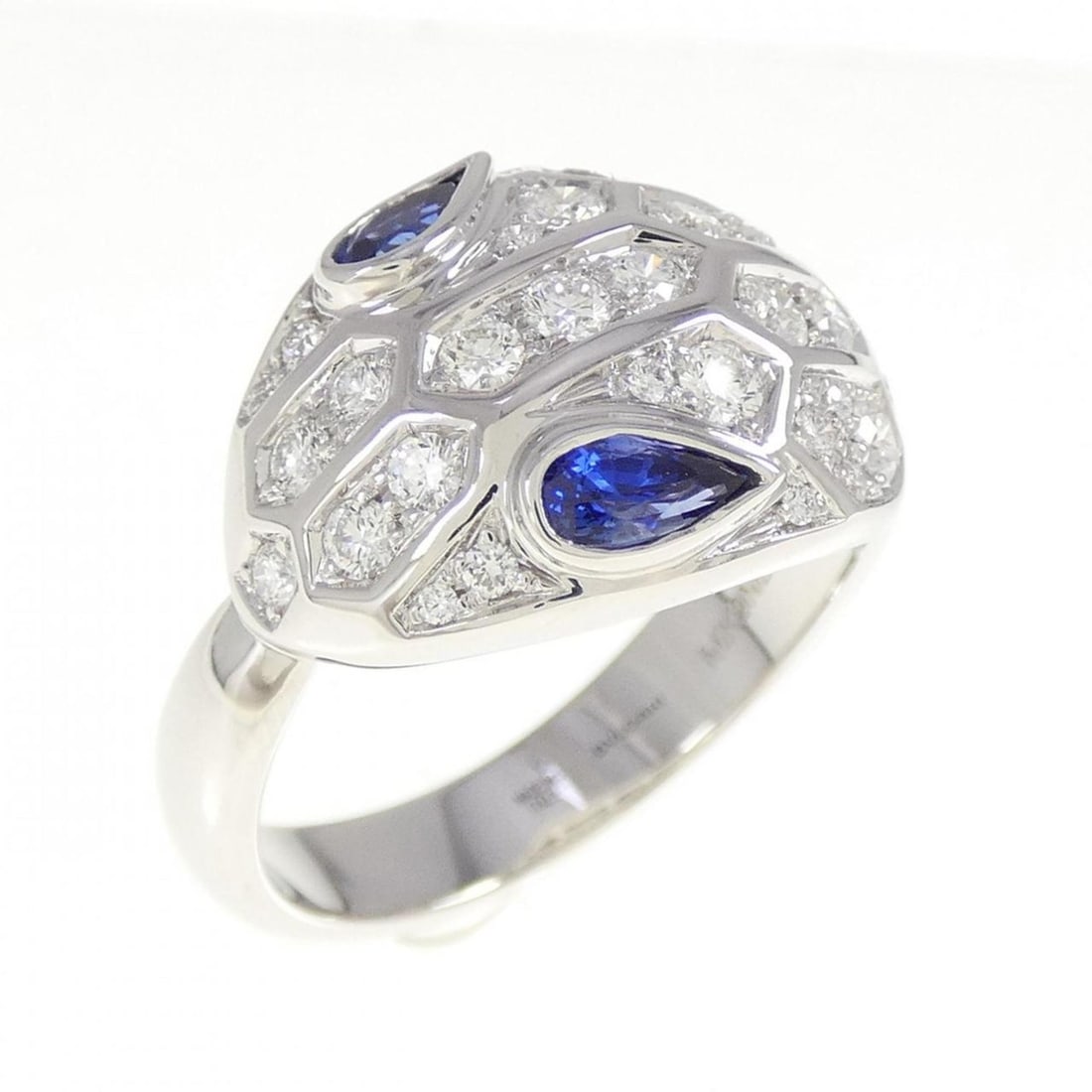 Bvlgari Serpenti Ring: --- Catalog ---Category: SizeJP Size: 16US Size: 8Category: DesignType: Band ringColor: White goldStone: Diamond, SapphireGender: Women,MenMaterial: White gold (18K)Category: GeneralMPN: 353535/AN8578