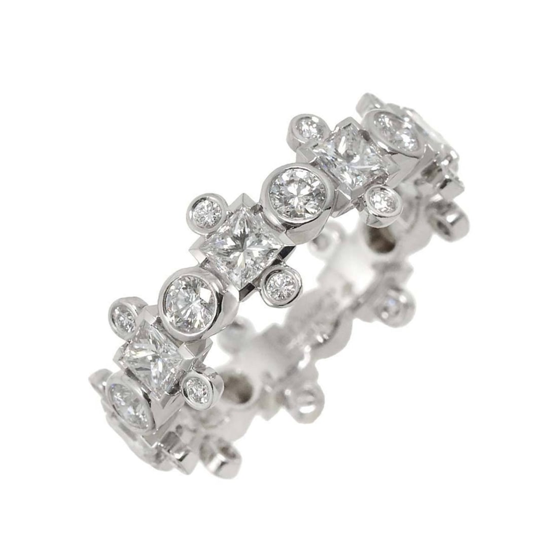 Cartier #51 Ring Diamond K18WG White Gold 750: --- Catalog ---Category: SizeWidth: 7mm / 0.28''Weight: 5.4g / 0.19oz.Category: DesignType: Anniversary ringStone: DiamondGender: Men,WomenMaterial: White gold (18K)Category: GeneralBrand: Cartier--- 