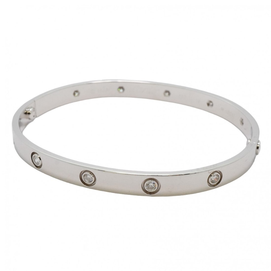 Cartier Bangle Love Bracelet Full Diamond K18WG White Gold Men's: --- Catalog ---Category: SizeLength: 19cm / 7.48''Category: DesignType: BangleStone: DiamondGender: MenMaterial: White gold (18K)Category: GeneralBrand: Cartier--- Item List ---Section: ConditionRanki