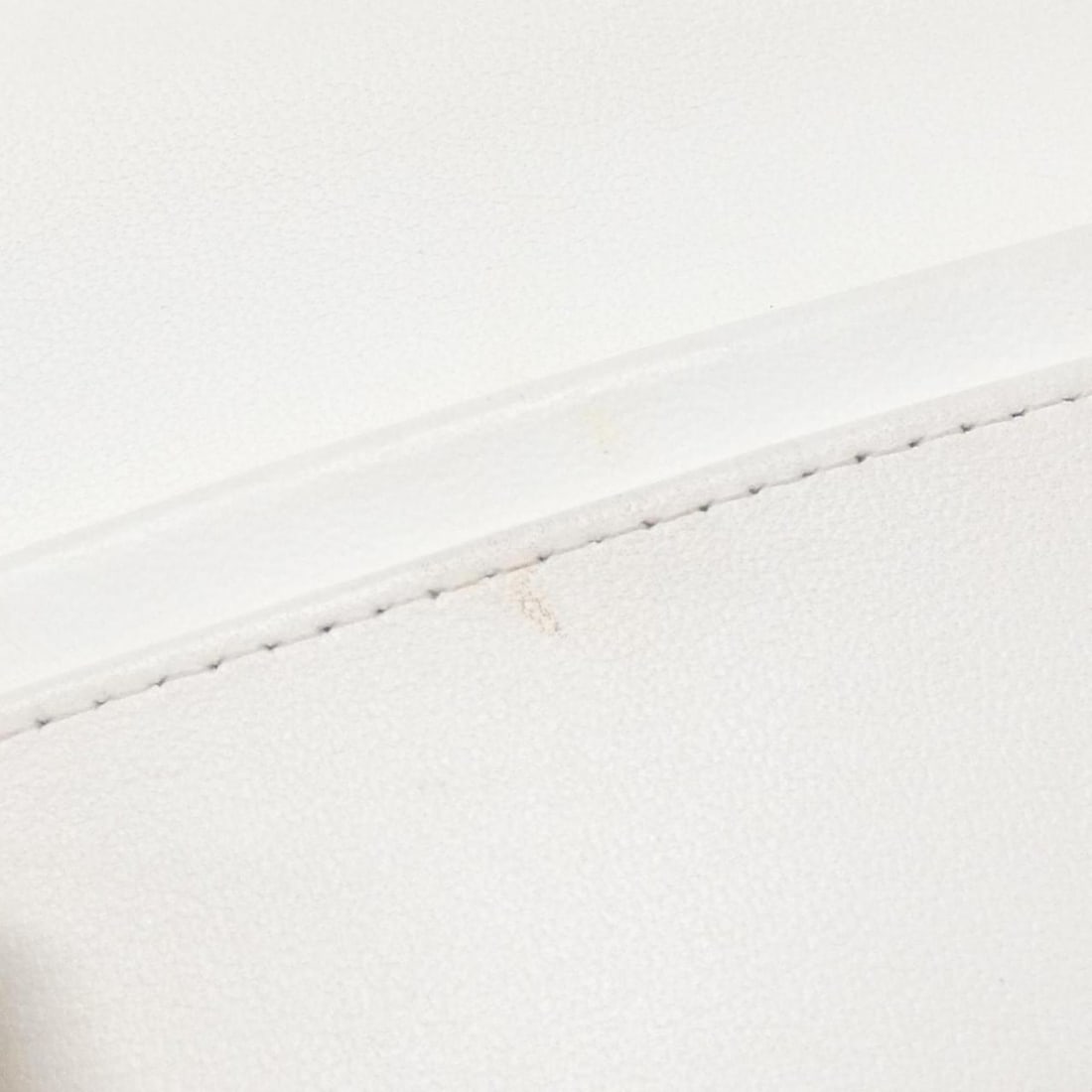 Chanel 1112 Shoulder Bag - 7
