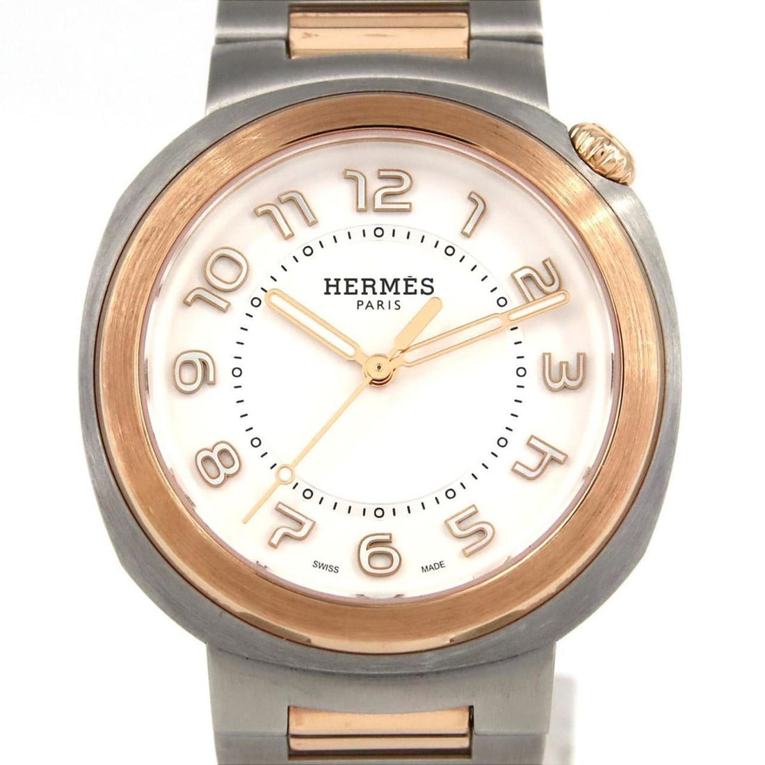 Hermès Cut PG Combination SD1.520 SSxPG Automatic Watch: --- Catalog ---Category: SizeWrist Size: 15cm / 5.9''Case Diameter: 36mm / 1.42''Category: DesignType: WristwatchGender: Men,WomenColor (Dial): SilverMaterial (Band): Pink gold, Stainless