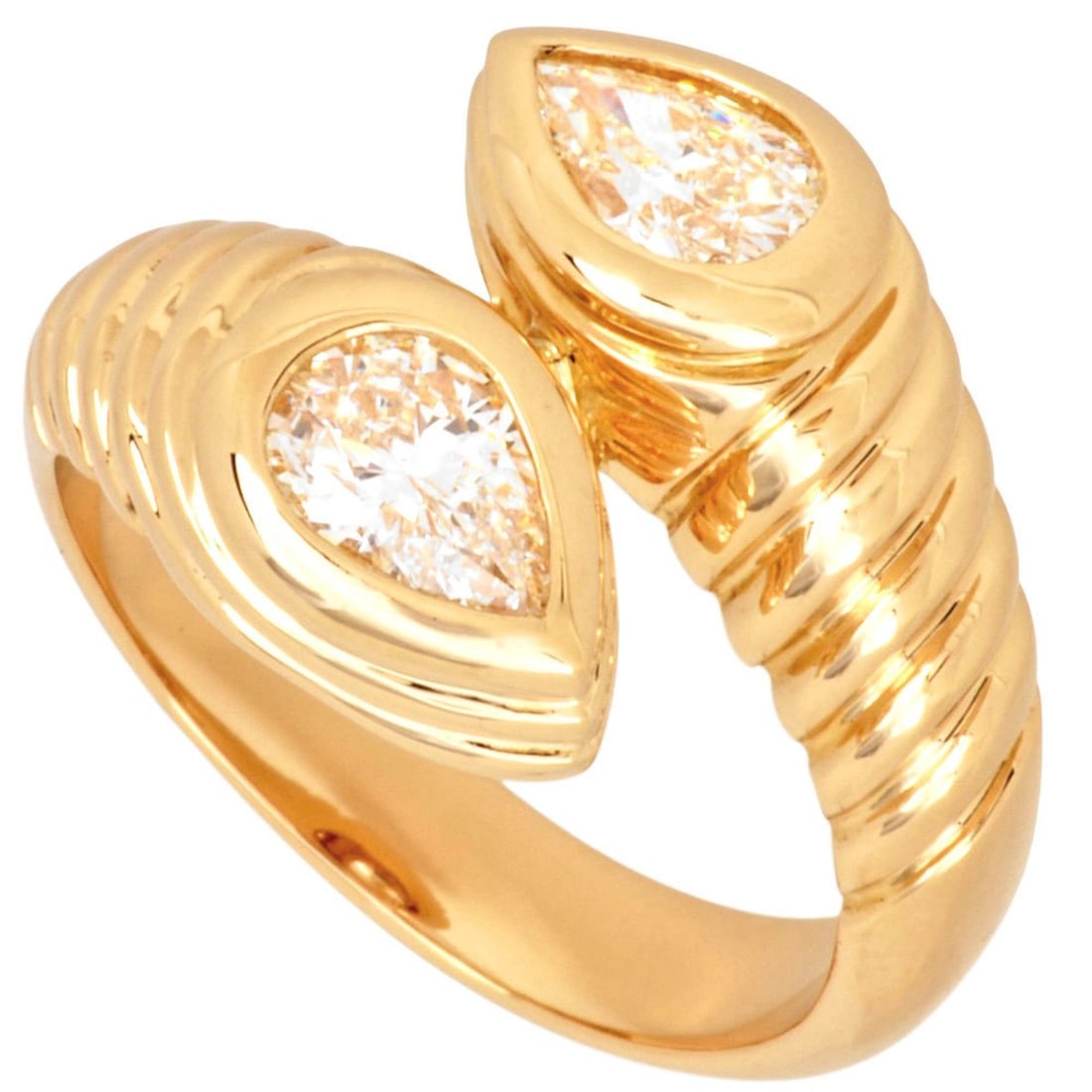 BVLGARI Doppio Bachelarto Ring Diamond Size 9.5 18KYG 9.1g: --- Catalog ---Category: SizeWeight: 9.1g / 0.32oz.JP Size: 9.5US Size: 5Category: DesignType: Band ringStone: DiamondGender: WomenMaterial: Yellow gold (18K)Category: GeneralBrand: Bvlgari--- Item Li