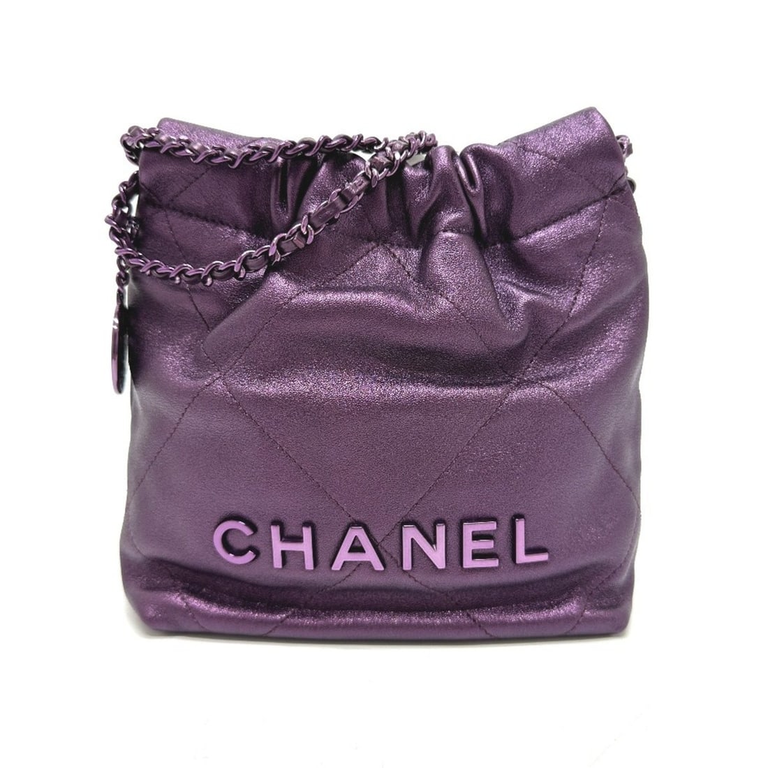 CHANEL AS3980 CHANEL22 Glitter All Purple Shoulder Bag Leather Women's: --- Catalog ---Category: SizeSize (HxWxD): 19cm x 20cm x 6cm / 7.48'' x 7.87'' x 2.36''Category: DesignType: Shoulder bagColor: PurpleGender: WomenMaterial: Leather Category: GeneralBrand: Chanel--- I