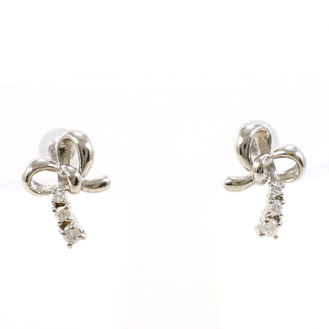 PT900 Platinum Earrings with Diamonds (no carat markings), Total Weight 2.4g, Like New Condition. (1 of 9)