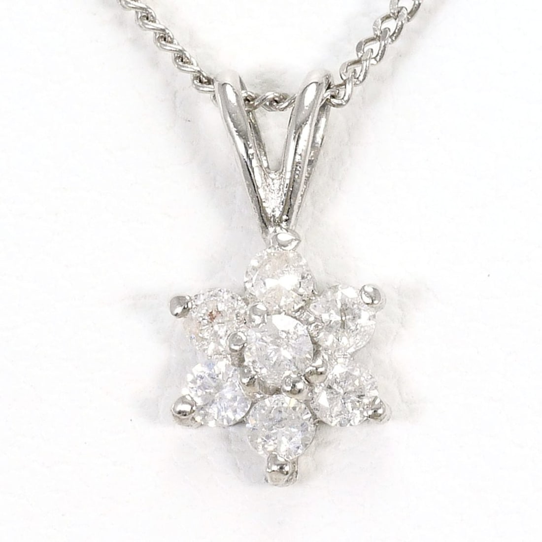 PT850 Platinum Necklace with 0.2ct Diamond, Total Weight 1.9g, 40cm, Like New Condition. (1 of 13)