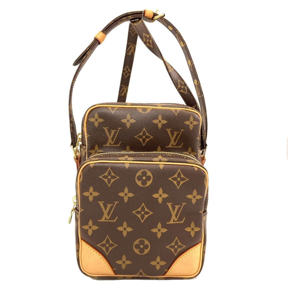 Louis Vuitton M45236 Amazon Shoulder Bag, Monogram Canvas, Women's LOUIS VUITTON: --- Catalog ---Category: SizeSize (HxWxD): 22cm x 15cm x 9.5cm / 8.66'' x 5.9'' x 3.74''Category: DesignType: Shoulder bagColor: MonogramGender: WomenMaterial: Monogram , Canvas Category: GeneralBrand