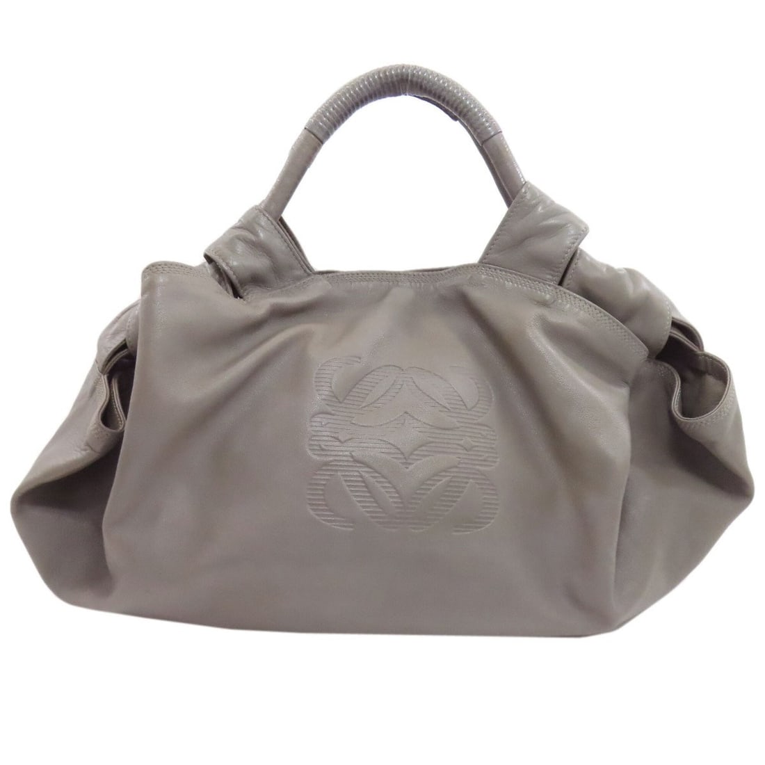 Loewe Nappa Aire Handbag, Calfskin, Women's LOEWE: --- Catalog ---Category: SizeSize (HxWxD): 26cm x 42cm x 15cm / 10.23'' x 16.53'' x 5.9''Category: DesignType: HandbagColor: GrayGender: WomenMaterial: Leather Leather/Fur Type: CalfskinCategory: Gene