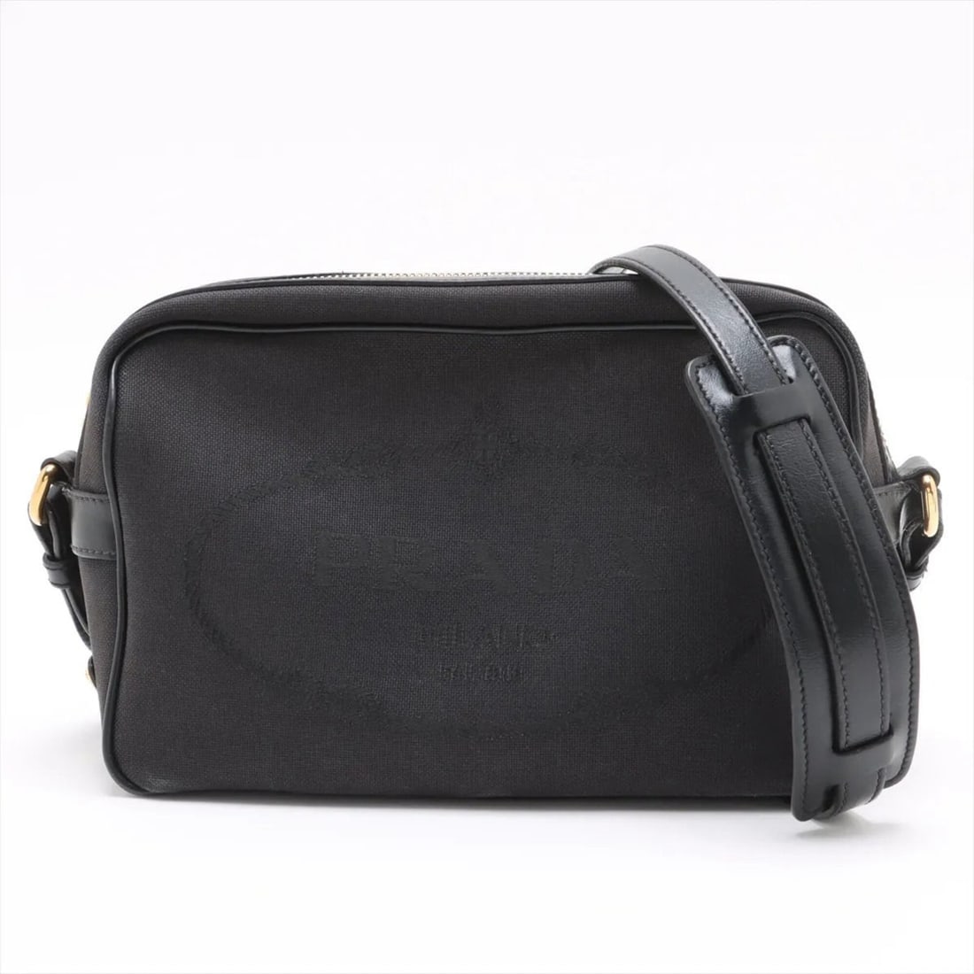 Prada Logo Jacquard Triangle Leather Shoulder Bag, Crossbody, Black, Women's: --- Catalog ---Category: SizeSize (HxWxD): 15cm x 22cm x 8cm / 5.9'' x 8.66'' x 3.14''Category: DesignType: Shoulder bagColor: BlackGender: WomenMaterial: Leather , Canvas Category: GeneralBrand: Prad