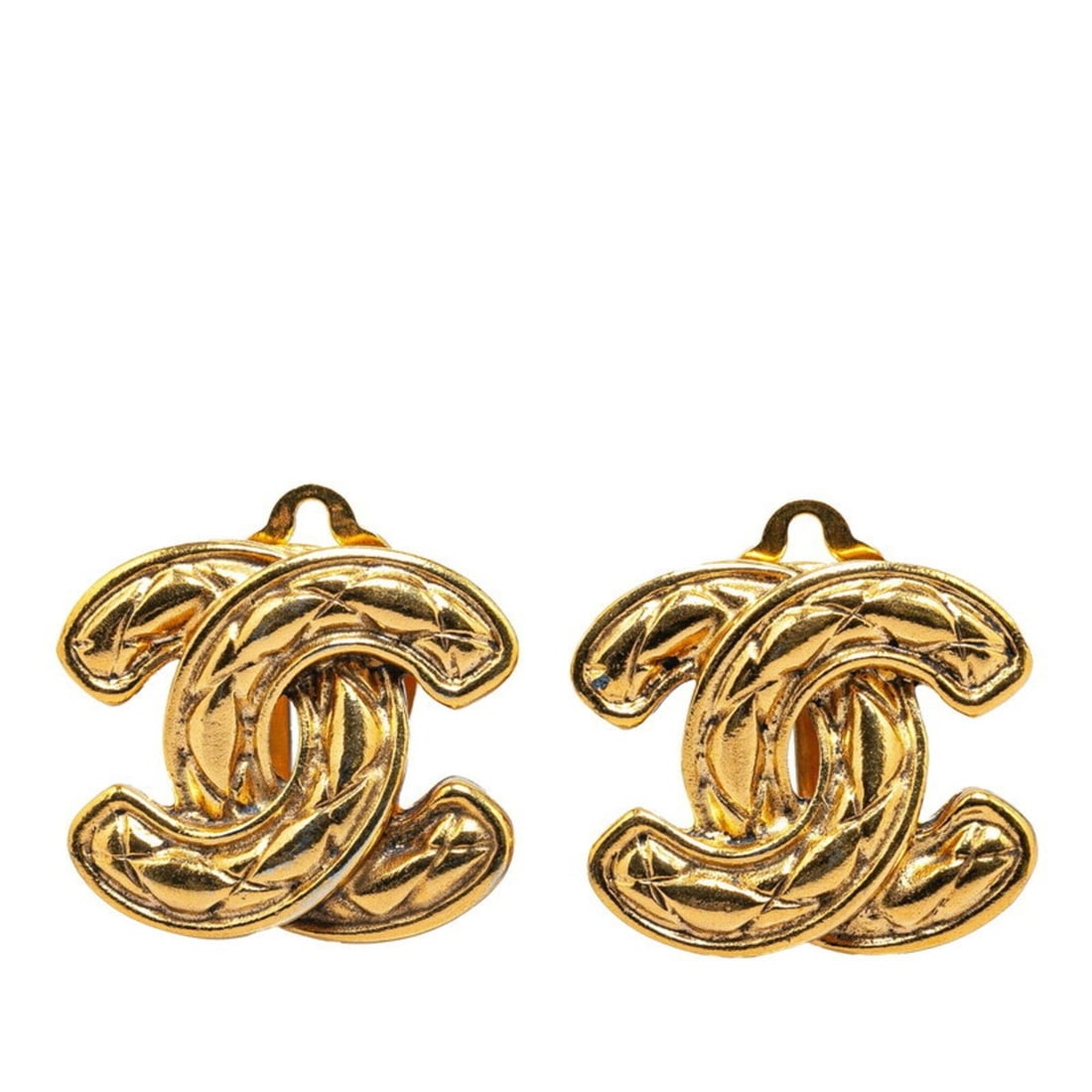 Chanel Matelassé Coco Mark Earrings, Gold Plated, Women's CHANEL: --- Catalog ---Category: SizeSize (HxWxD): 19.70mm x 22.40mm / 0.78'' x 0.88''Category: DesignType: Clip earringsColor: GoldGender: WomenCategory: GeneralBrand: Chanel--- Item List ---Section: Conditi