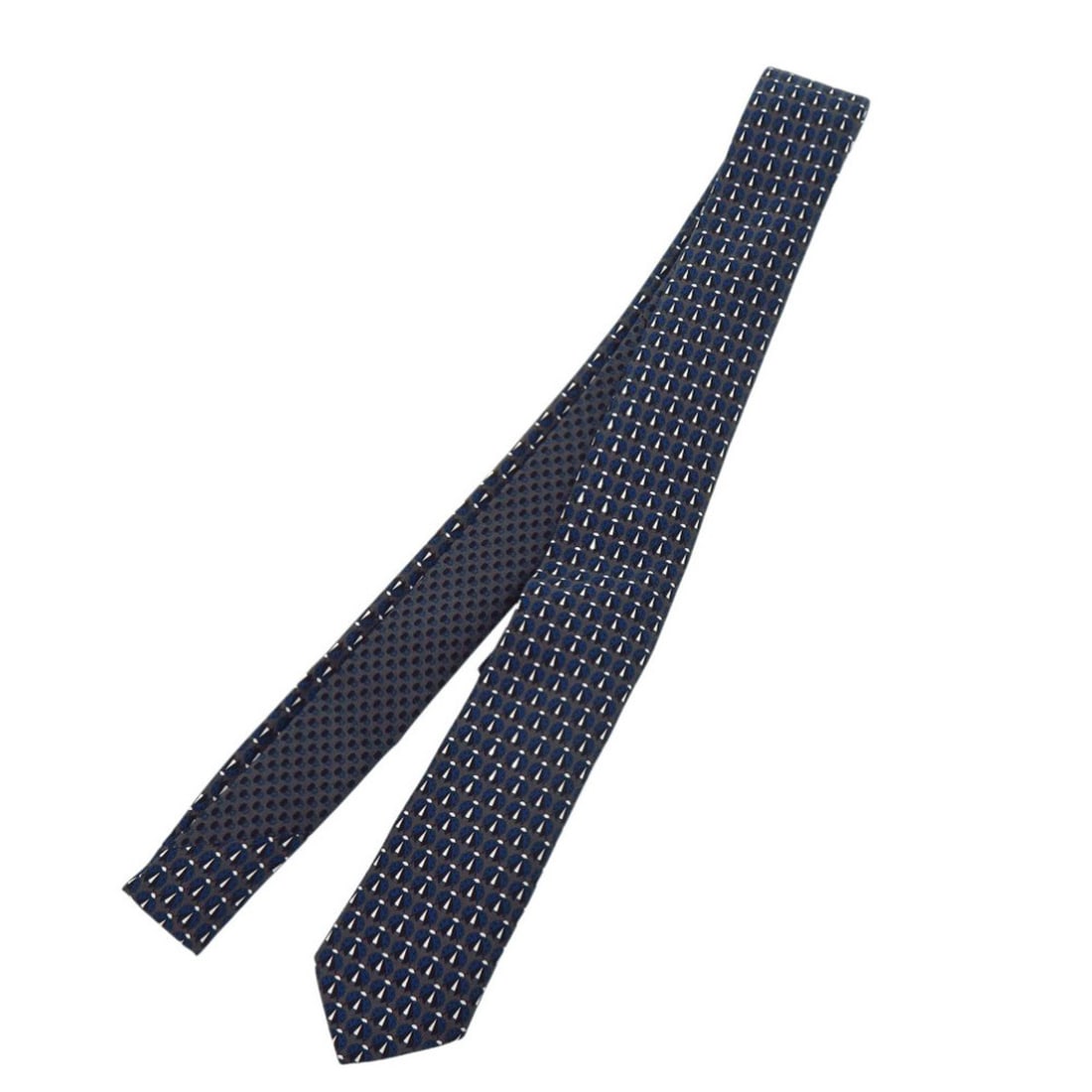 Excellent condition Prada UCR75 all-over pattern tie, silk, gray and navy, 1431PRADA: --- Catalog ---Category: SizeWidth: 5cm / 1.96''Total Length: 151cm / 59.44''Category: DesignType: CravatColor: Gray, NavyGender: MenMaterial: Silk Category: GeneralBrand: PradaCountry of Origin: Ital