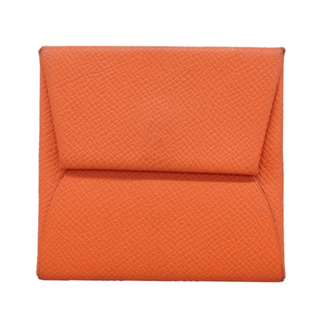 Hermes Bastia Wallet/Coin Case, Veau Epsom Leather, Mango Color, ?Q Stamp, Women's: --- Catalog ---Category: SizeSize (HxWxD): 8cm x 8.5cm x 5.00mm / 3.14'' x 3.34'' x 0.19''Category: DesignType: Coin purse/coin caseColor: MangoGender: WomenMaterial: Epsom leather Category: GeneralBr