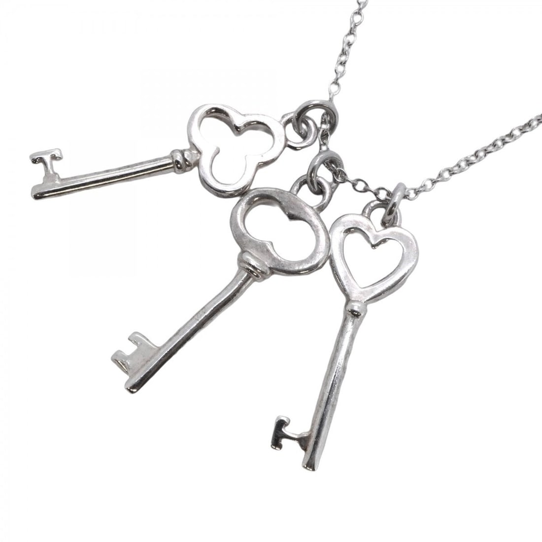 Tiffany & Co. Triple Key Necklace, Sterling Silver 925, Women's: --- Catalog ---Category: SizePendant Size: 23.5mm x 20.2mm / 0.92'' x 0.79''Neck Circumference: 41 cm / 16.14''Category: DesignGender: WomenMaterial: Silver 925Necklace Type: NecklaceCategory: General