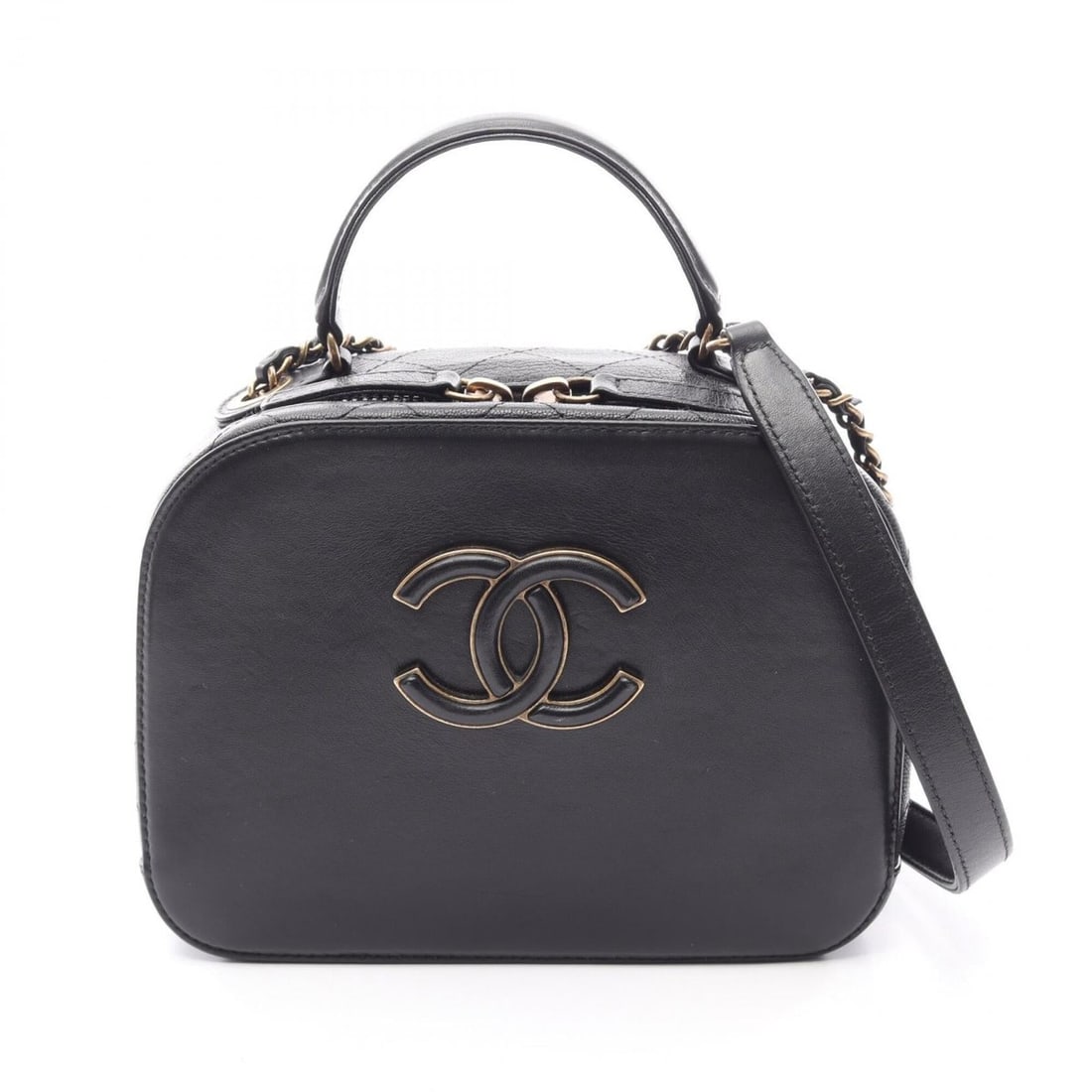 Chanel Matelassé Vanity Bag, 2-Way Shoulder Bag/Handbag, Leather, Women's, Black: --- Catalog ---Category: SizeSize (HxWxD): 14cm x 18cm x 7cm / 5.51'' x 7.08'' x 2.75''Category: DesignType: Handbag, Shoulder bag, Vanity bagColor: BlackGender: WomenMaterial: Leather Category: Gener