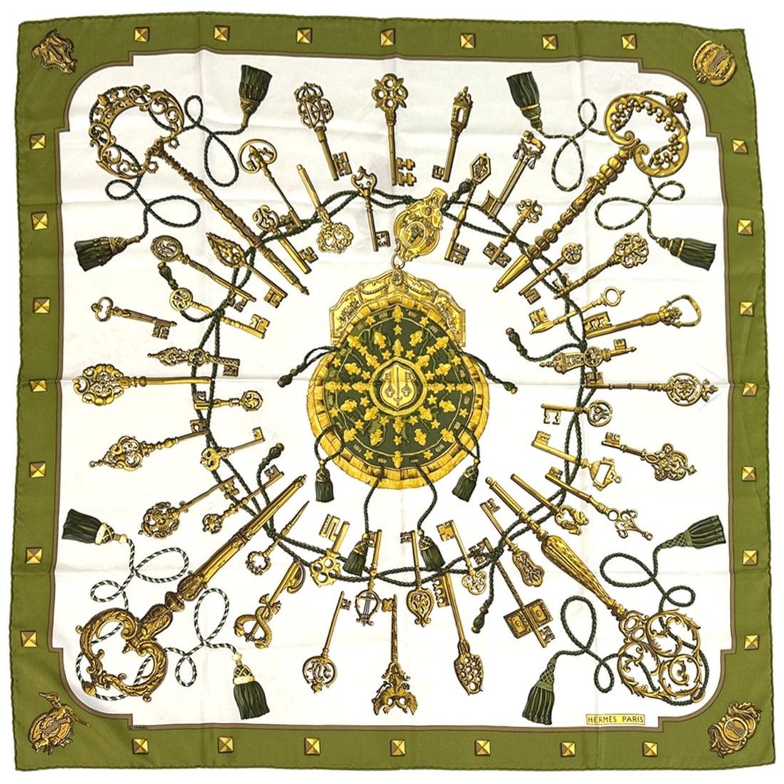 Hermes scarf/muffler, Carre 90, LES CLES key design, women's, brand, silk, green, multicolor.: --- Catalog ---Category: SizeSize (LxW): 90cm x 90cm / 35.43'' x 35.43''Category: DesignType: ScarfColor: Green, Multi-colorGender: WomenMaterial: Silk Category: GeneralBrand: HermesCountry of Origin: