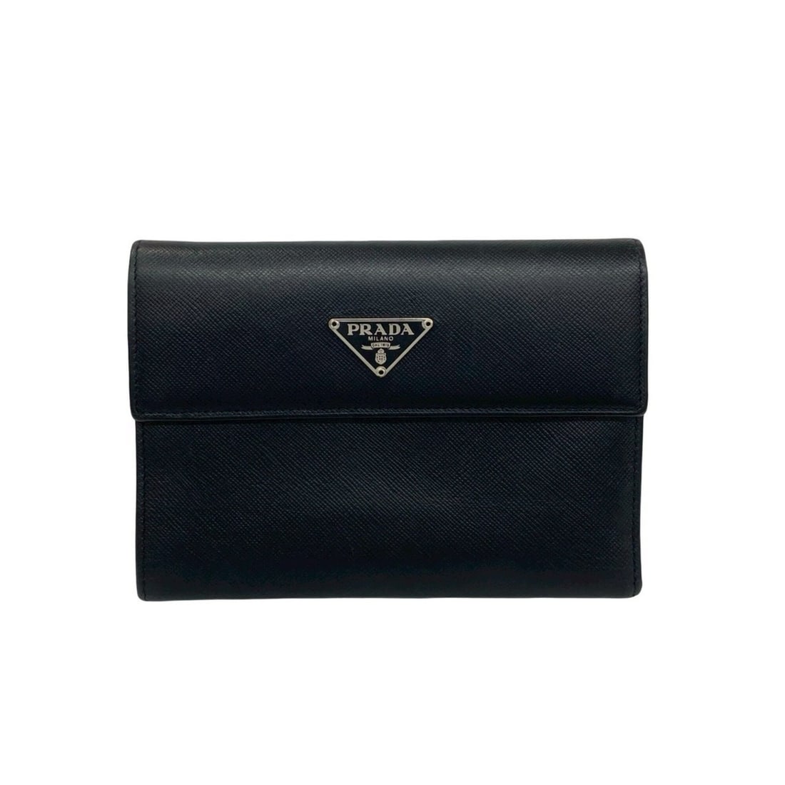 PRADA Tri-fold Wallet Mini in Black with Triangle Logo Plate Hardware, Saffiano Leather, 48231: --- Catalog ---Category: SizeSize (HxWxD): 11cm x 15cm x 1cm / 4.33'' x 5.9'' x 0.39''Category: DesignType: Wallet (tri-fold)Color: BlackGender: WomenMaterial: Leather Category: GeneralBrand: Prada---