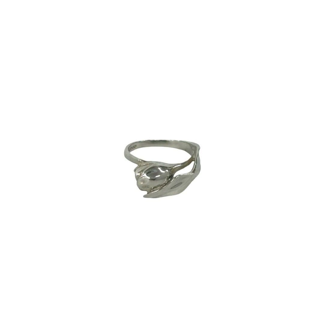 TIFFANY&Co. Tiffany Vintage Tulip Ring, Sterling Silver 925, Size 8, Accessory, Silver, Item Number: --- Catalog ---Category: SizeJP Size: 8US Size: 4.5Category: DesignType: Band ringColor: SilverGender: WomenMaterial: Silver 925Category: GeneralBrand: Tiffany--- Item List ---Section: ConditionRankin