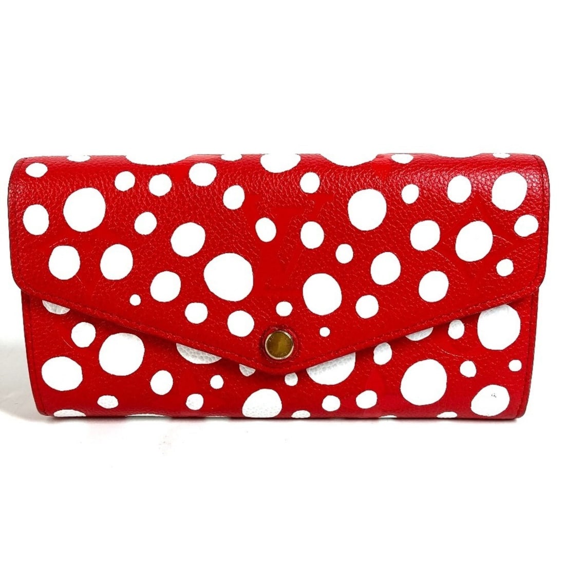 LOUIS VUITTON Louis Vuitton Monogram LV x YK Yayoi Kusama Portefeuille Sarah NM Polka Dot Bi-fold: --- Catalog ---Category: SizeSize (HxWxD): 10.5cm x 19cm / 4.13'' x 7.48''Category: DesignType: Long wallet (bi-fold)Color: Red color, WhiteGender: Men,WomenMaterial: Leather Category: GeneralMPN: M81