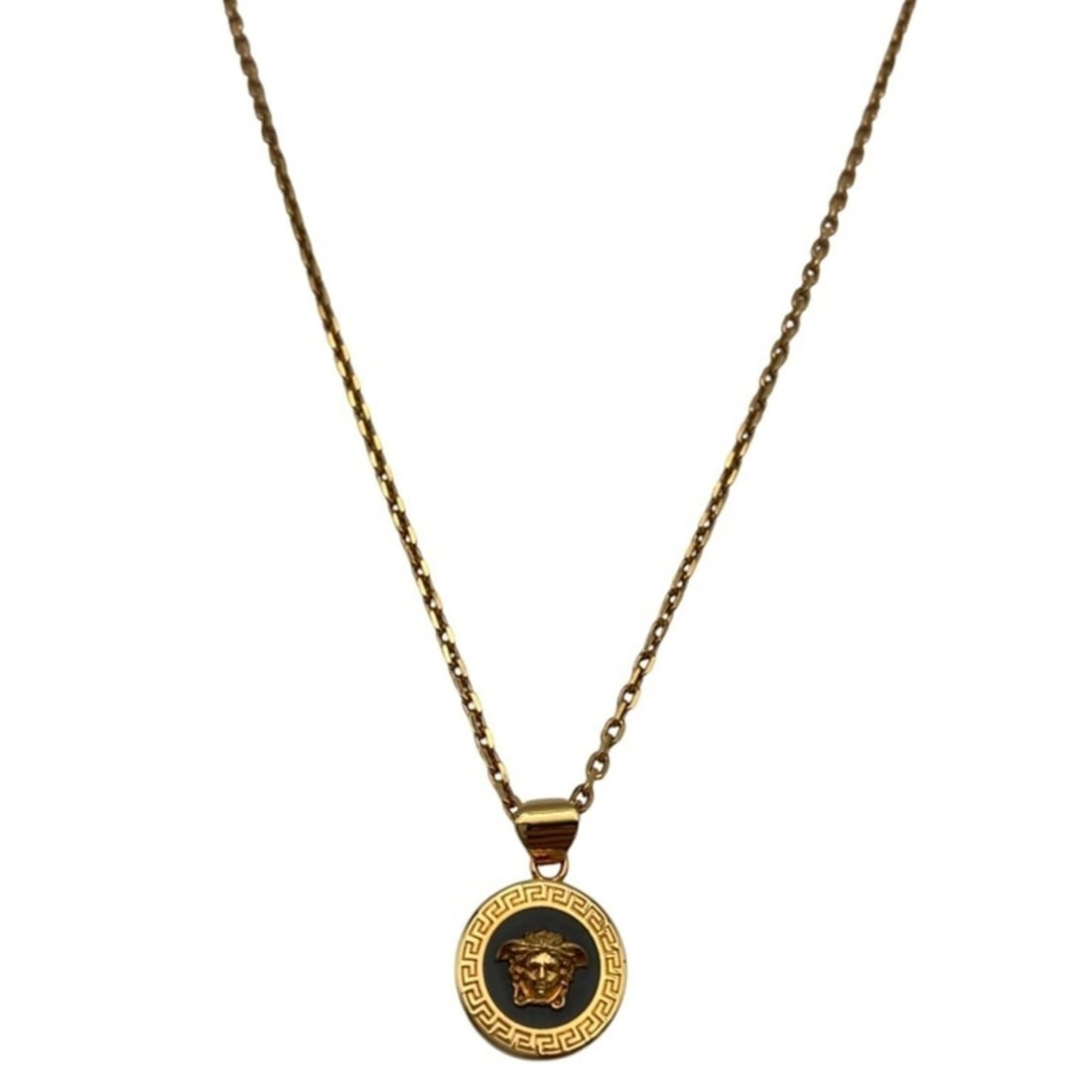 VERSACE Medusa Necklace: --- Catalog ---Category: SizePendant Size: 1.4mm x 0.5mm / 0.05'' x 0.01''Neck Circumference: 52 cm / 20.47''Category: DesignColor: GoldGender: Women,MenMaterial: MetalNecklace Type: