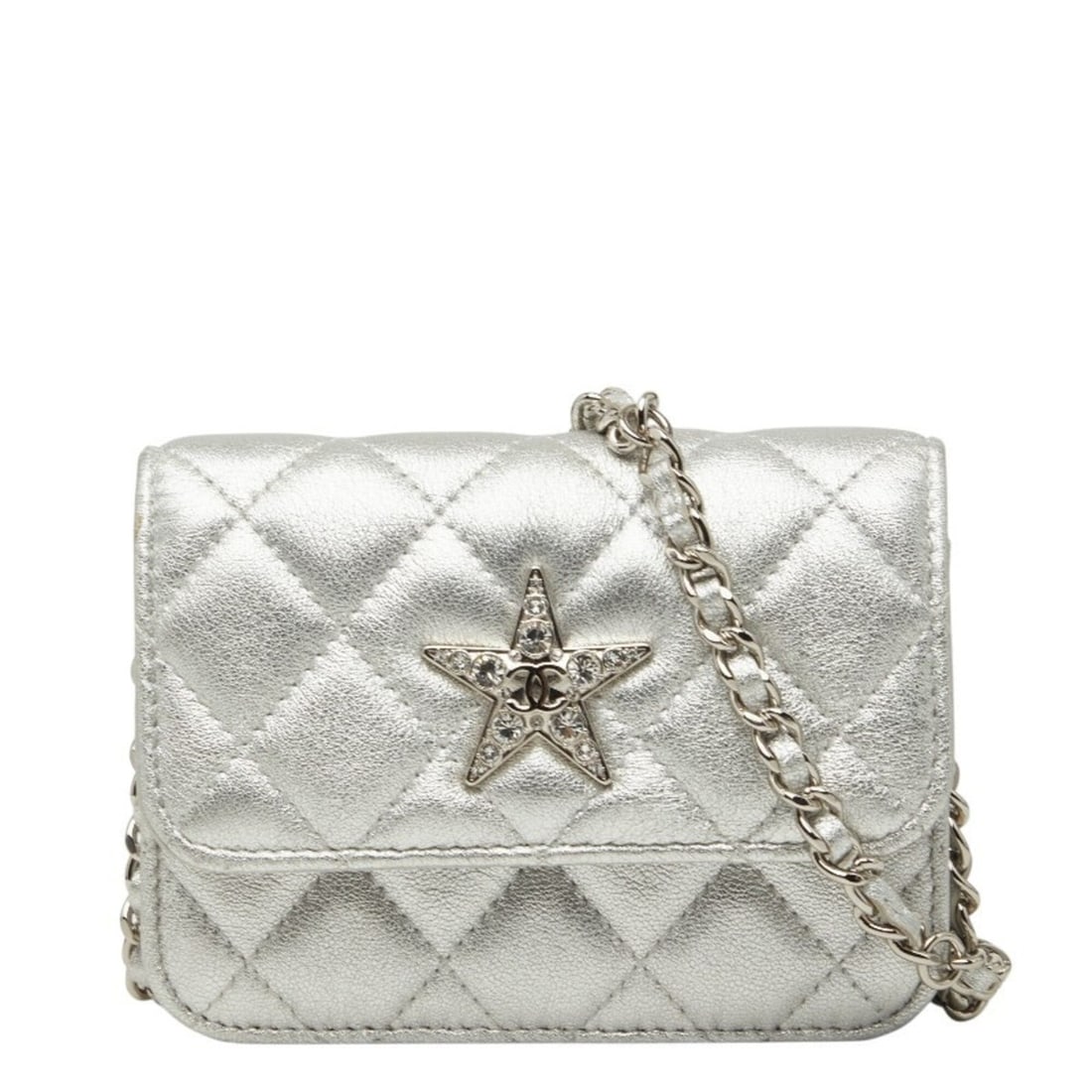 Chanel Mini Matelassé Coco Mark Chain Shoulder Bag Pouch Silver Leather Women's CHANEL: --- Catalog ---Category: SizeSize (HxWxD): 9cm x 12cm x 3cm / 3.54'' x 4.72'' x 1.18''Category: DesignType: Pochette, Shoulder bagColor: SilverGender: WomenMaterial: Leather Category: GeneralBrand: Ch