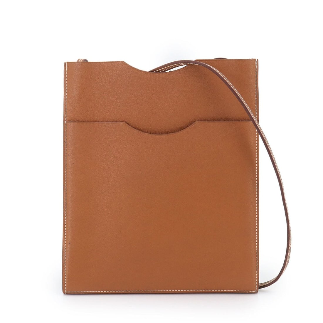 Hermes Onimaitou 2 PM Shoulder Handbag Pochette Swift Leather Gold ?K Stamp: --- Catalog ---Category: SizeWeight: 135g / 4.76oz.Size (HxWxD): 19.5cm x 16.5cm x 1.5cm / 7.67'' x 6.49'' x 0.59''Strap Length: 115cm / 45.27''Category: DesignType: Shoulder bagColor: GoldGender: Wom