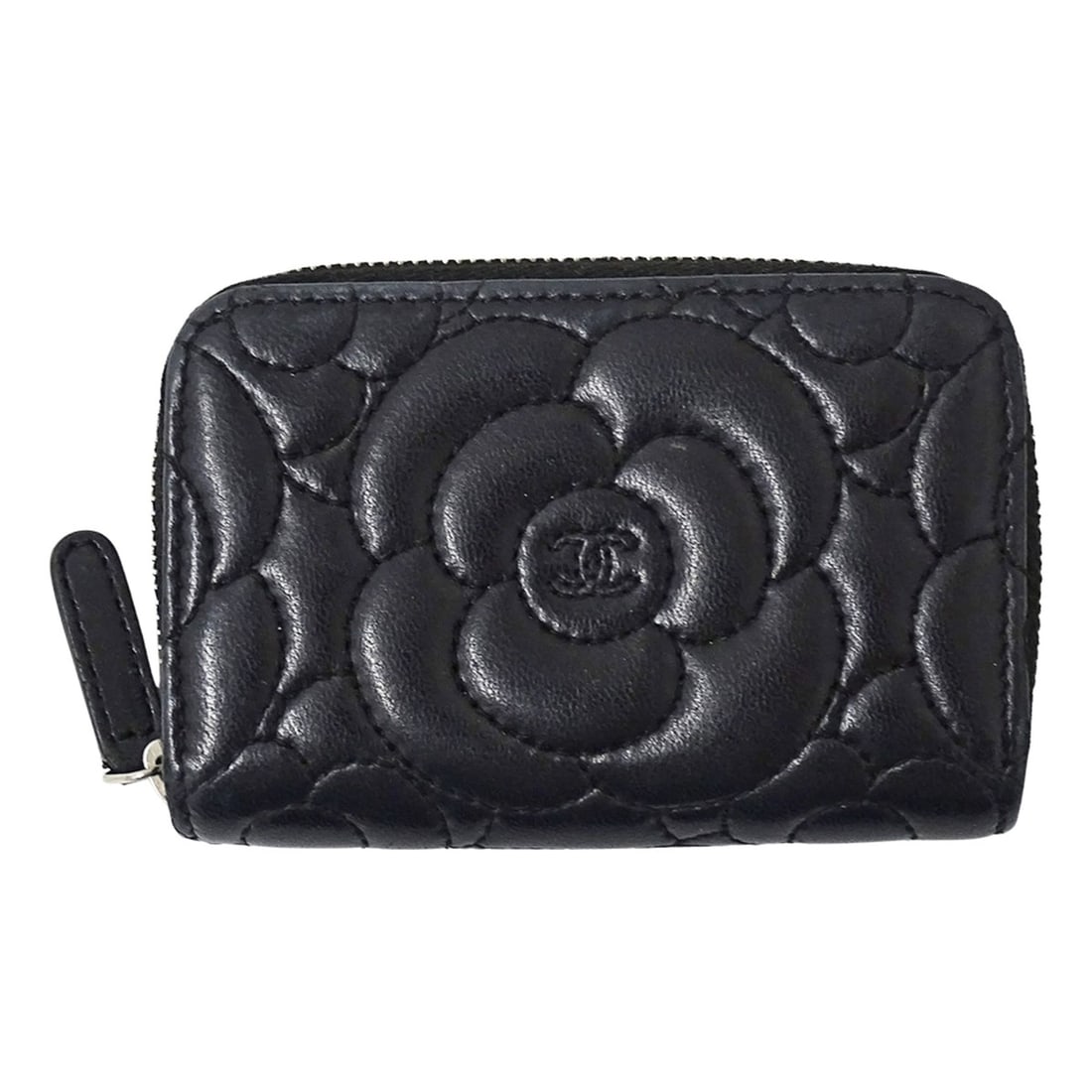 Chanel Camellia Women's Wallet, Lambskin Leather, Black, Silver Hardware, Round Zipper: --- Catalog ---Category: SizeSize (HxWxD): 7.5cm x 11cm x 2cm / 2.95'' x 4.33'' x 0.78''Category: DesignType: Coin purse/coin caseColor: BlackGender: WomenMaterial: Leather Leather/Fur Type: LambskinC